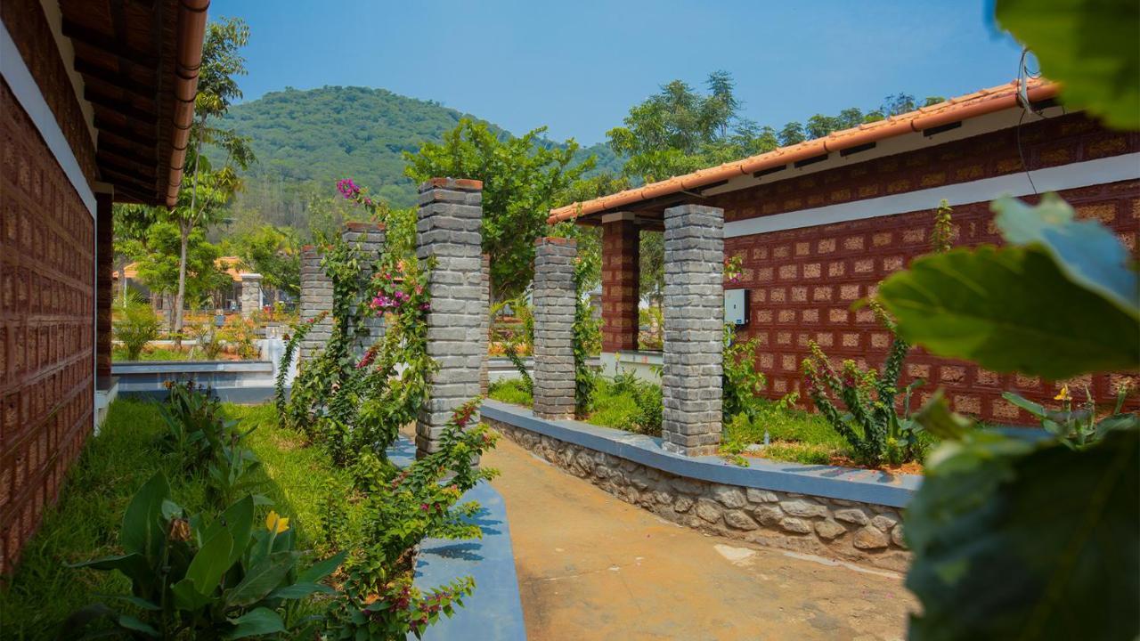 Aara Jungle Resort Coimbatore Exterior photo