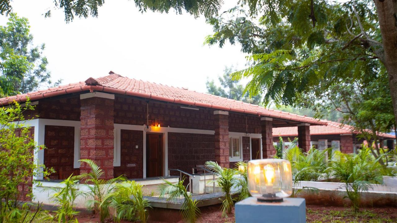 Aara Jungle Resort Coimbatore Exterior photo